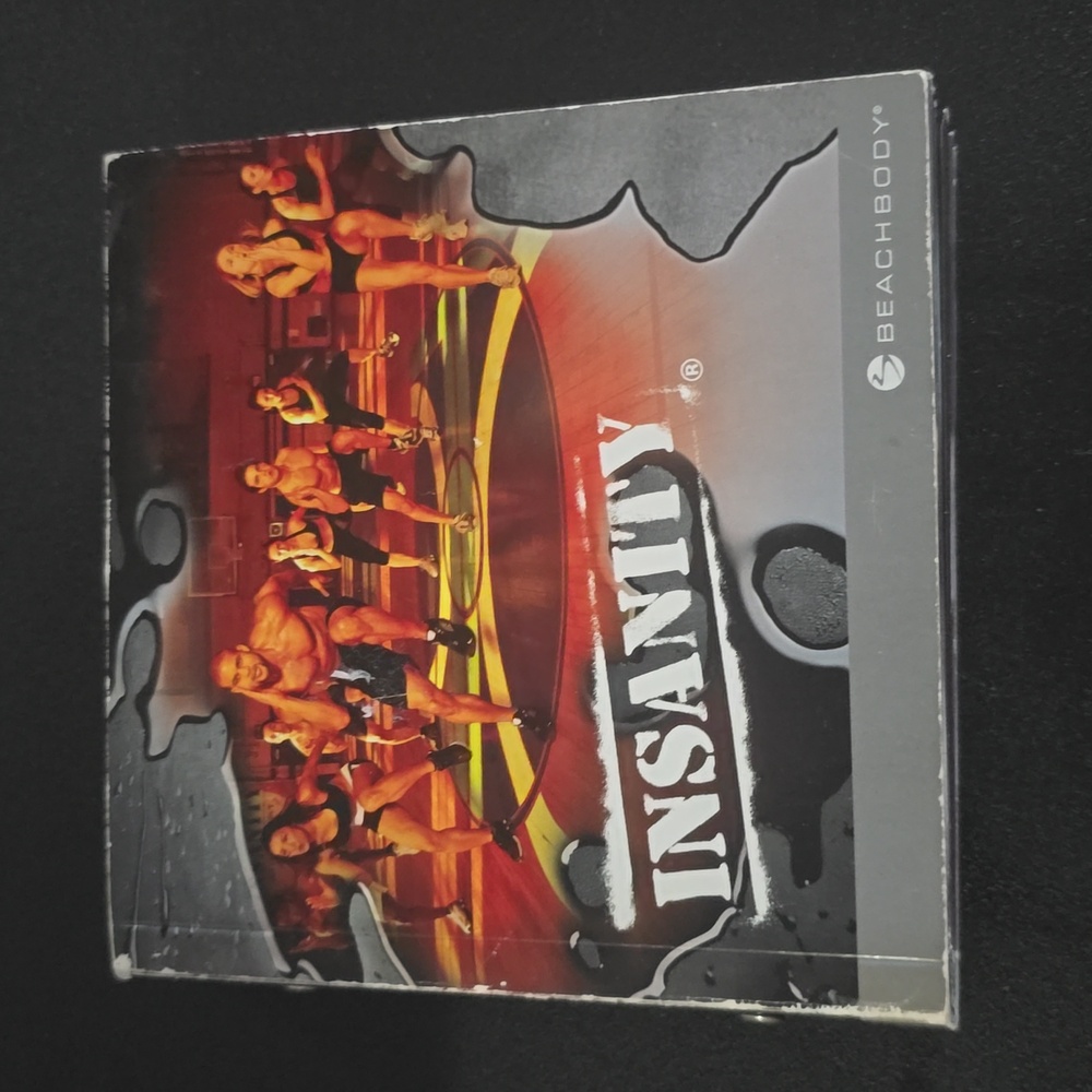 INSANITY‎ BEACHBODY Workouts.  Box Wear